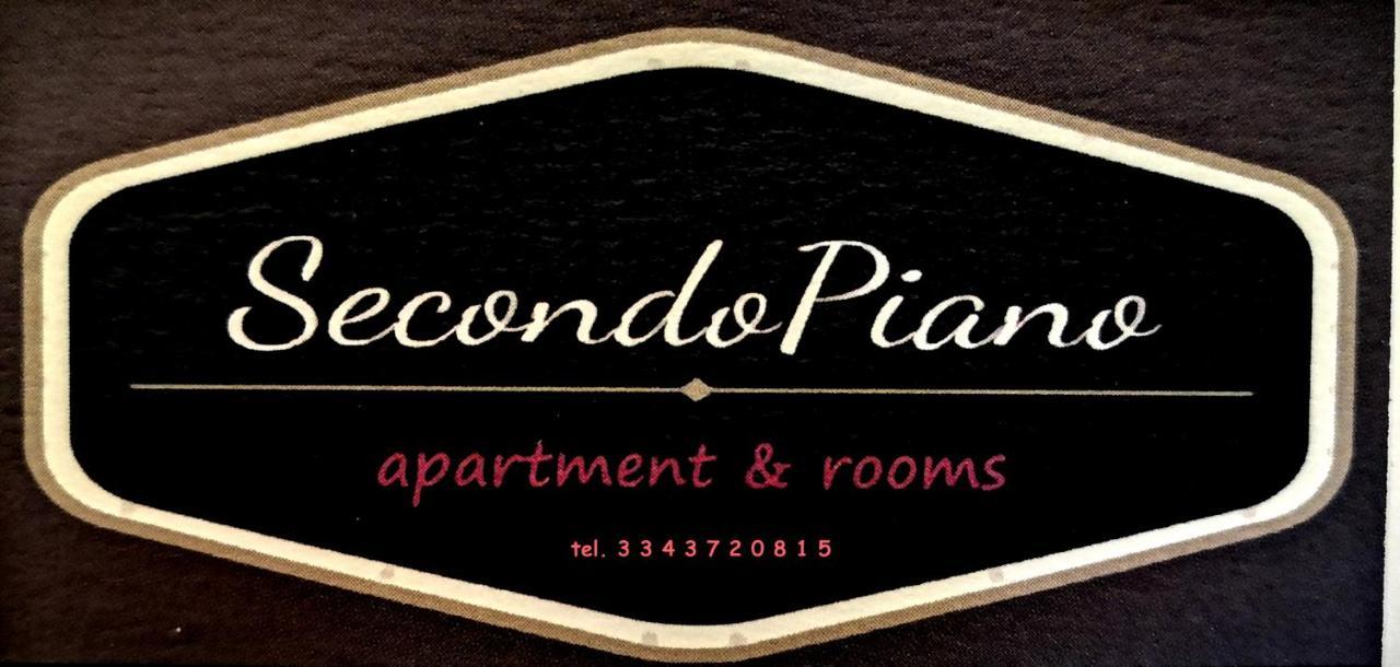 Appartment & Rooms Secondopiano ชิวีดาเล เดล ฟรีอูลี ภายนอก รูปภาพ