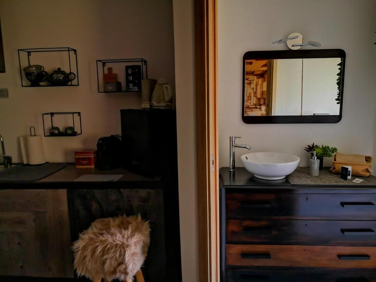 Appartment & Rooms Secondopiano ชิวีดาเล เดล ฟรีอูลี ภายนอก รูปภาพ